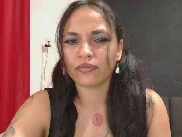 HotVenesse webcam