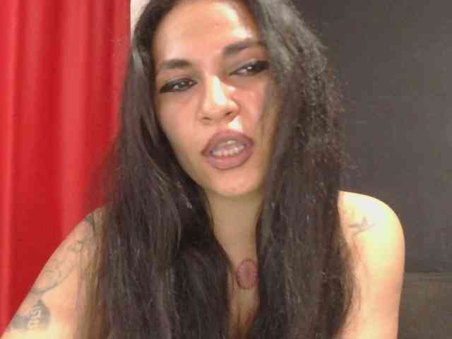 HotVenesse webcam