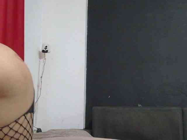 HotVenesse webcam