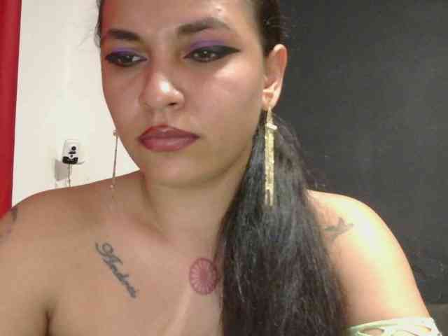 HotVenesse webcam