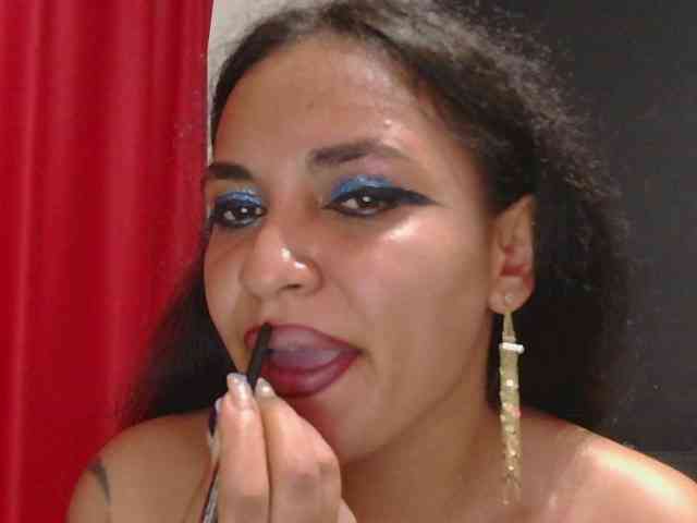 HotVenesse webcam