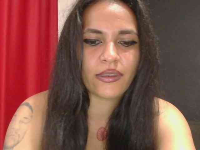HotVenesse webcam
