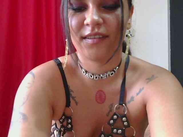 HotVenesse webcam