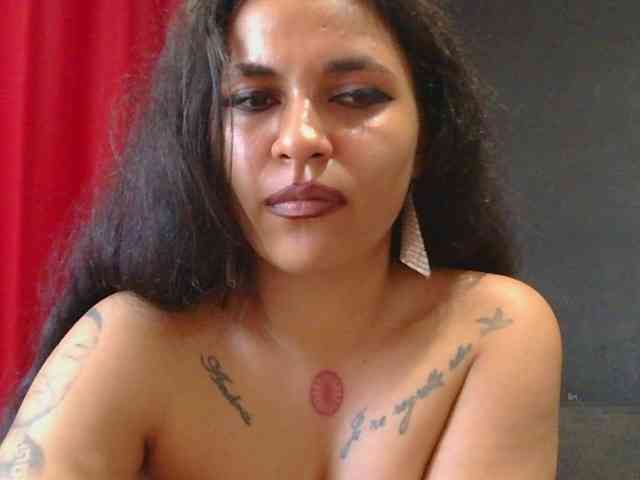 HotVenesse webcam