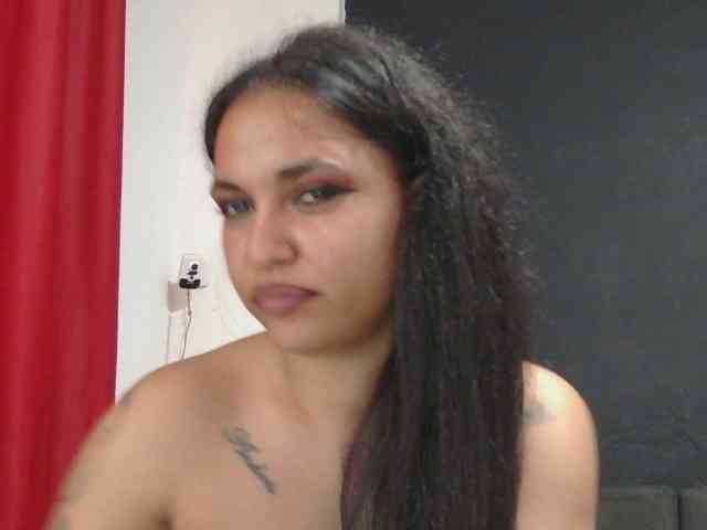 HotVenesse webcam