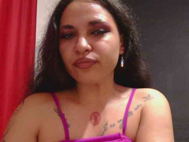 HotVenesse webcam