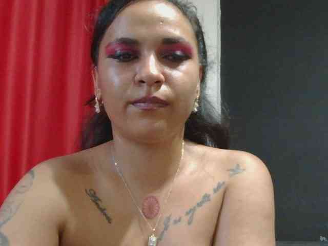 HotVenesse webcam