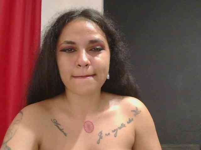 HotVenesse webcam