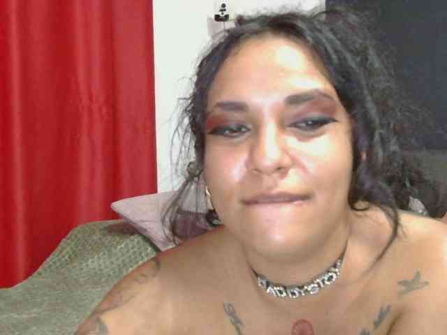 HotVenesse webcam