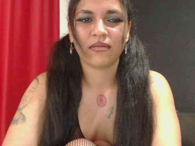 HotVenesse webcam
