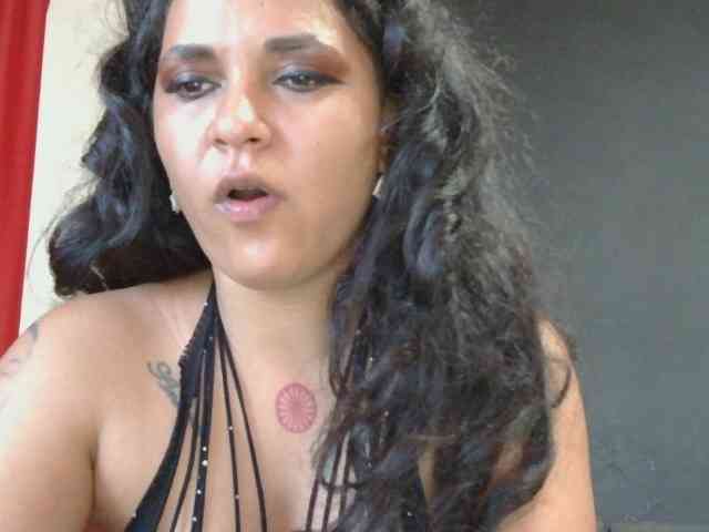 HotVenesse webcam