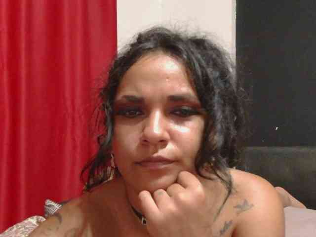 HotVenesse webcam