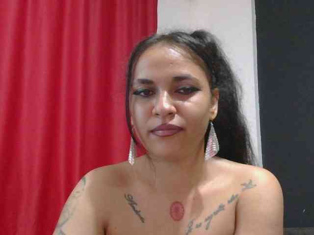 HotVenesse webcam