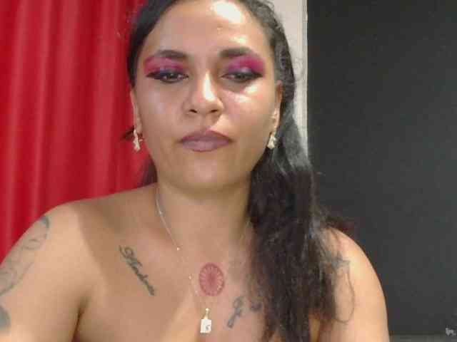 HotVenesse webcam