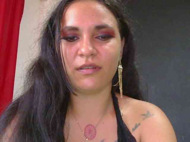 HotVenesse webcam