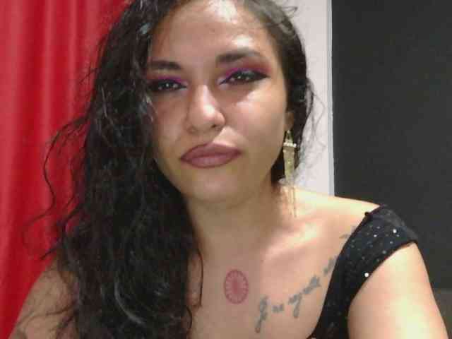 HotVenesse webcam
