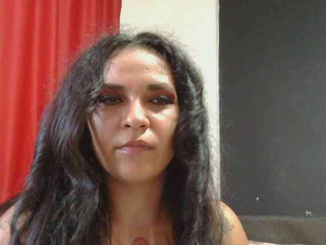 HotVenesse webcam