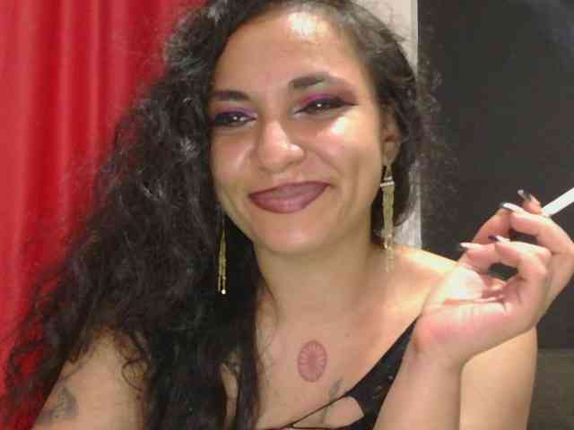 HotVenesse webcam