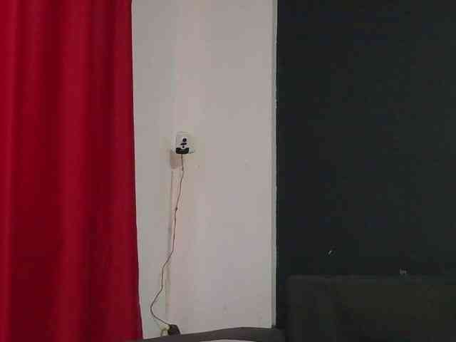 HotVenesse webcam