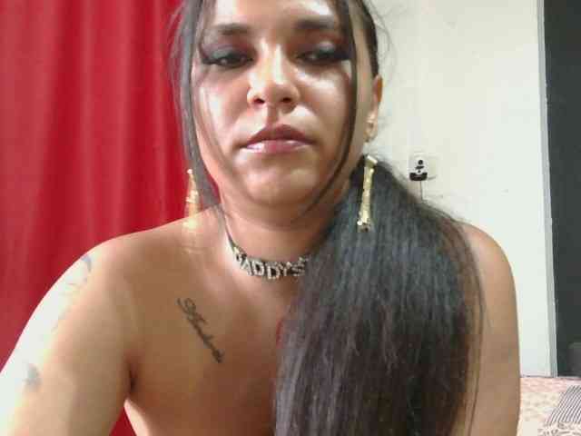 HotVenesse webcam
