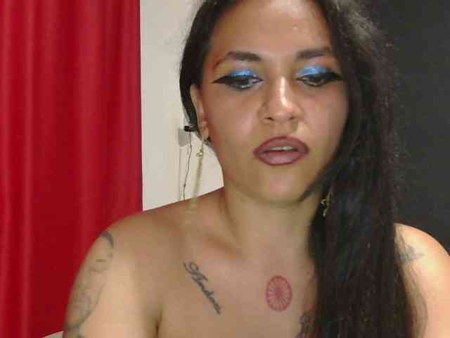 HotVenesse webcam