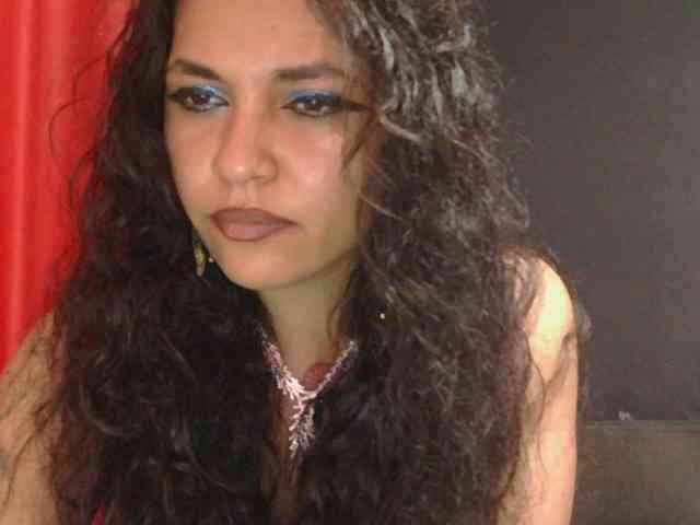 HotVenesse webcam
