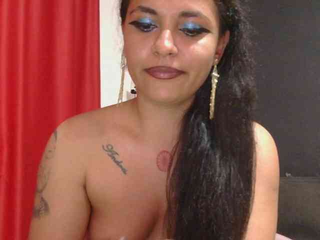 HotVenesse webcam