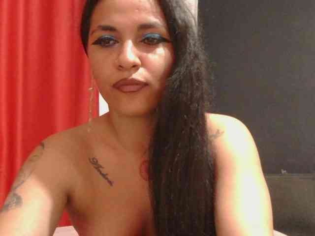 HotVenesse webcam