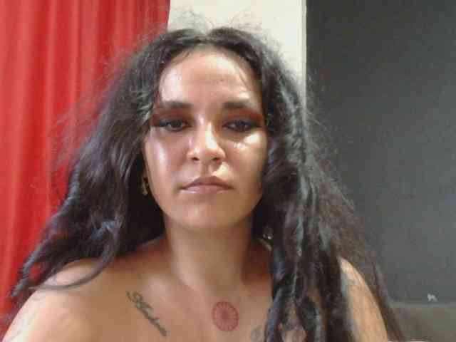 HotVenesse webcam