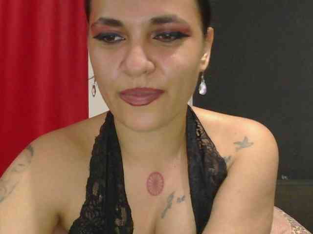 HotVenesse webcam