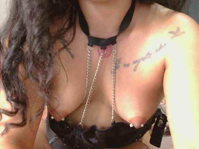 HotVenesse webcam