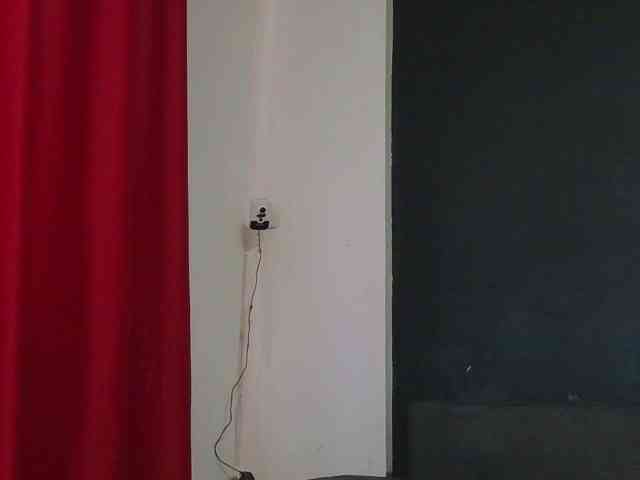 HotVenesse webcam