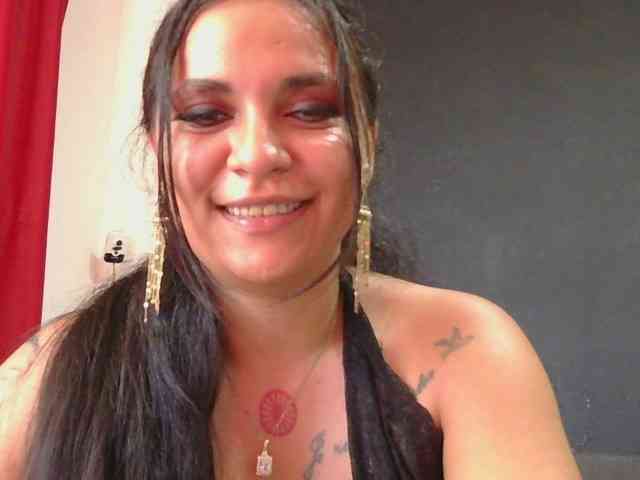 HotVenesse webcam