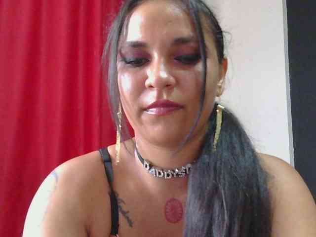 HotVenesse webcam