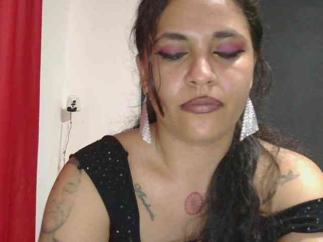HotVenesse webcam