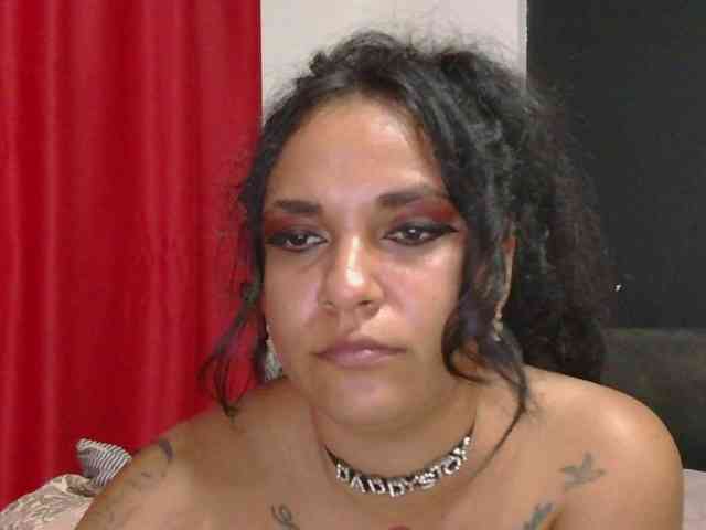 HotVenesse webcam
