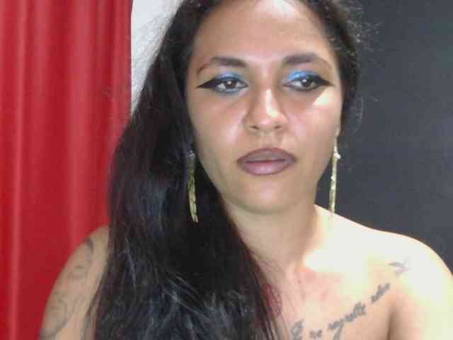 HotVenesse webcam