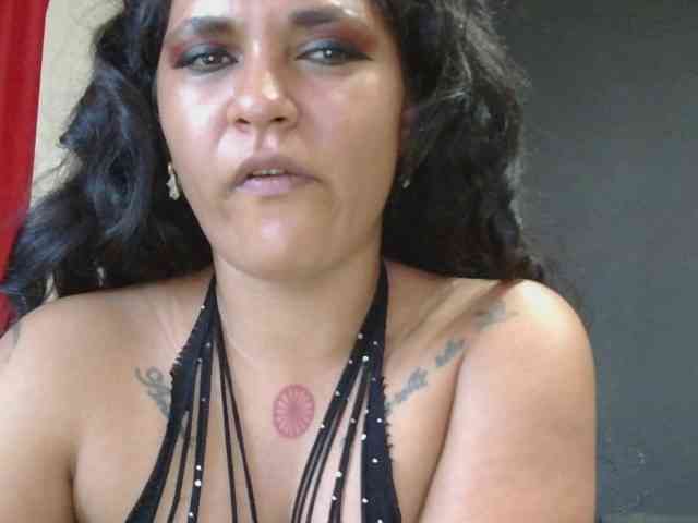 HotVenesse webcam