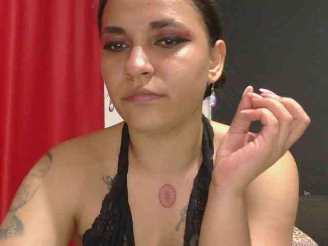HotVenesse webcam