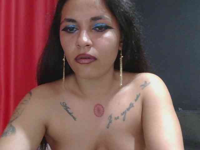 HotVenesse webcam