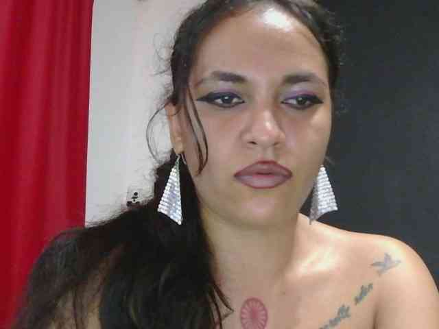 HotVenesse webcam