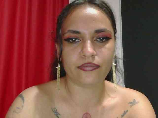 HotVenesse webcam