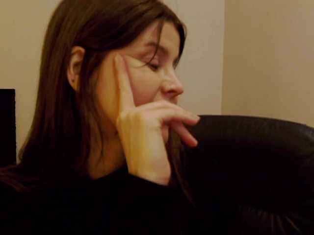 AryaJoliee