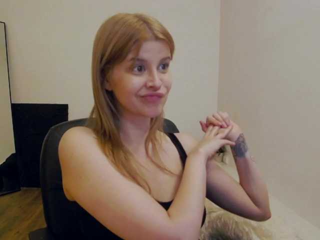 AryaJoliee