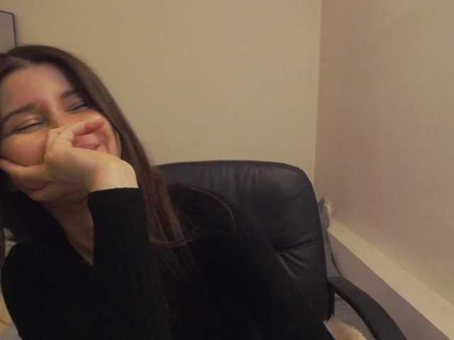 AryaJoliee's BongaCams show and profile