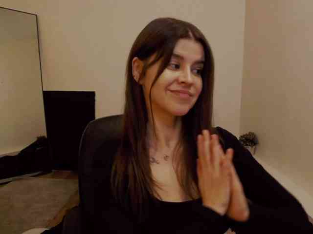 AryaJoliee webcam