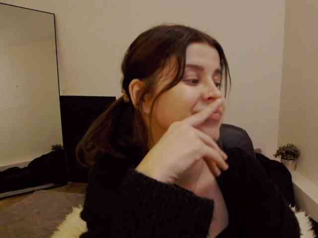 AryaJoliee webcam