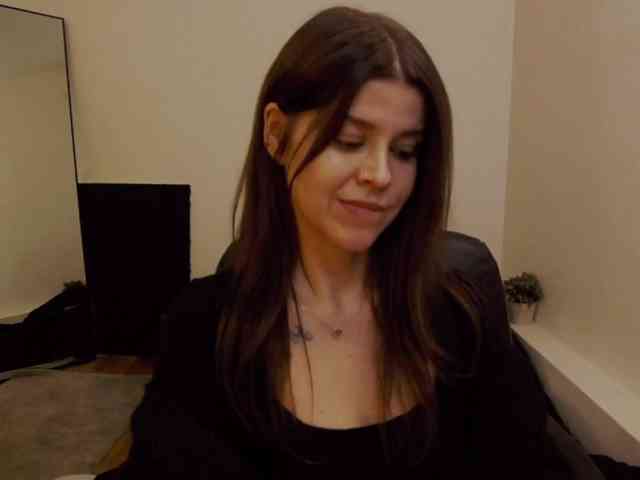 AryaJoliee webcam