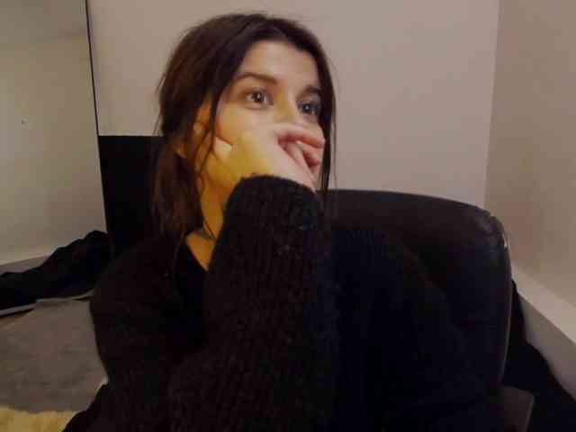 AryaJoliee