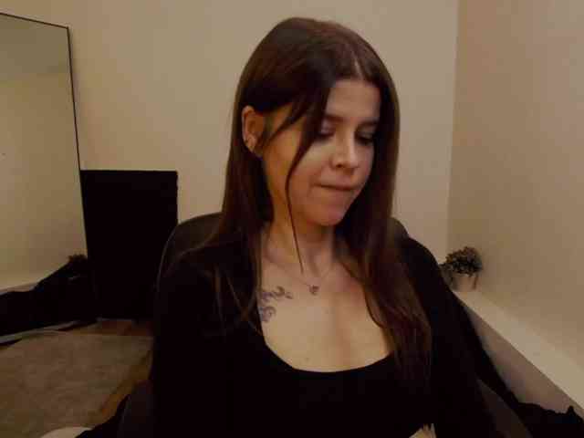 AryaJoliee webcam